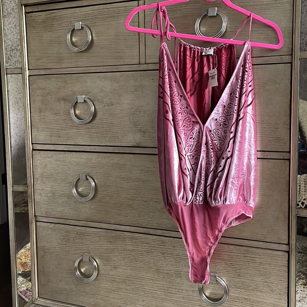 FP Talk bodysuit red velvet, size L, new - Picture 6 of 12